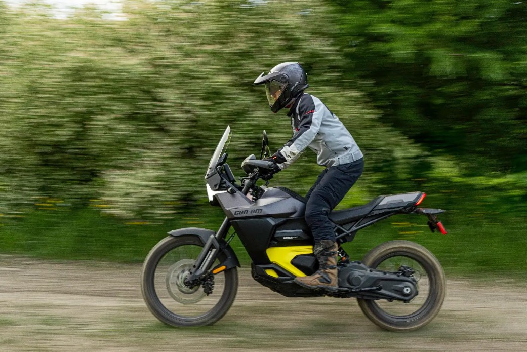 ONRD 2WV MY26 ORIGIN STD Action 25403 RGB